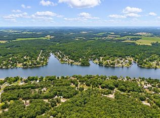 324 Hickory Dr, Cuba, MO 65453