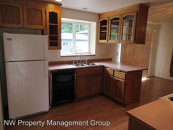 2nd image of 15302 79th St NE