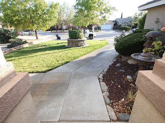 4th image of 6121 Malaga Ct