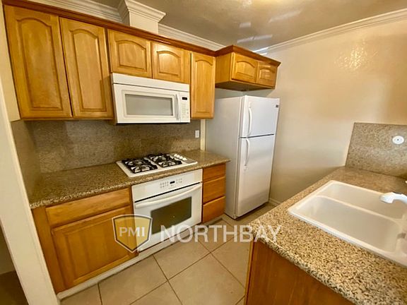 5th image of 1957 Woodglen Ln APT 1
