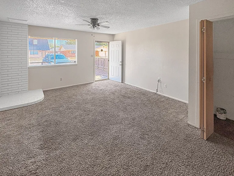703-707 W Copper Ave — Photo 3