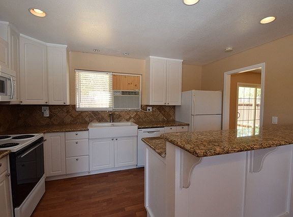 4th image of 3863 Wild Chaparral Dr