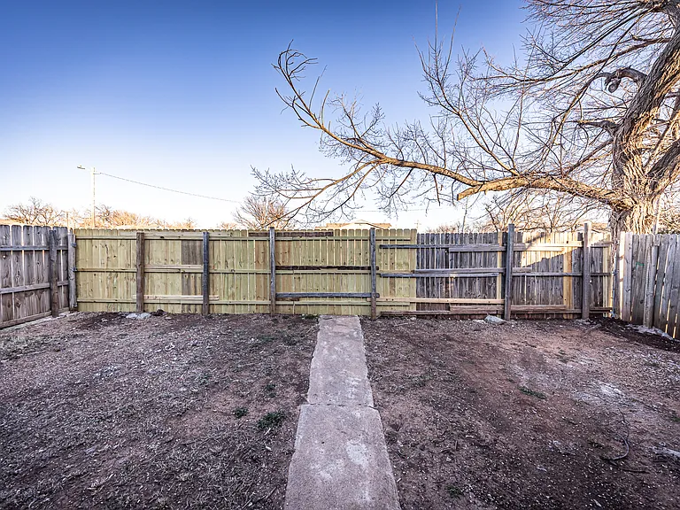 1702 NW Euclid Ave — Photo 26