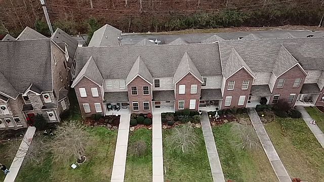 2nd image of 571 Cedar Creek Rd Unit B2