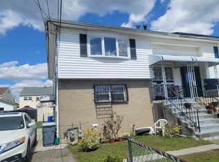 6924 Hillmeyer Ave, Arverne, NY 11692