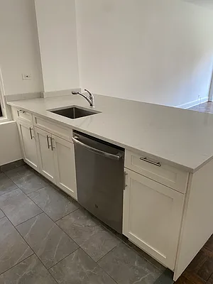 Rented by Real Estate Investors Group LLC | media 4