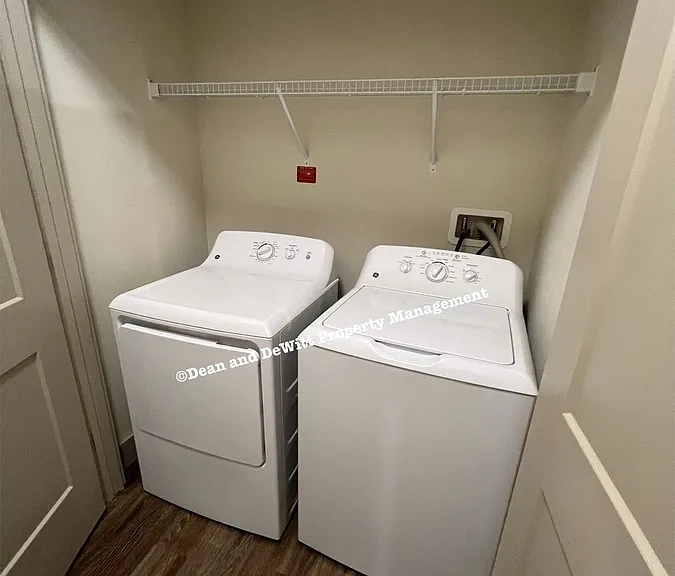 New Luxury Rentals In The Heart of Largo — Photo 16