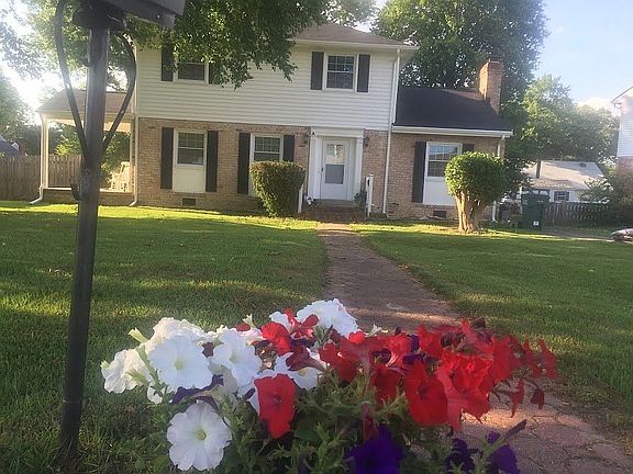 2nd image of 9202 Whitemont Dr