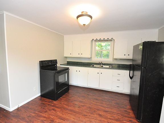 5th image of 1510 Oak St