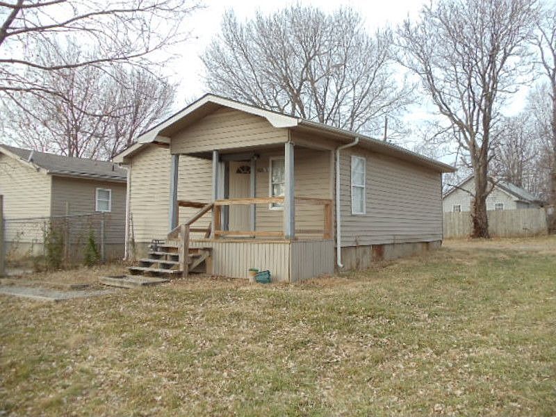 1st image of 5606 E 31st St