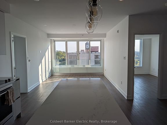 5th image of 195 Hunter St E #802