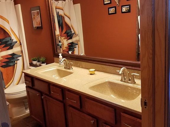 Main Upstairs Bath