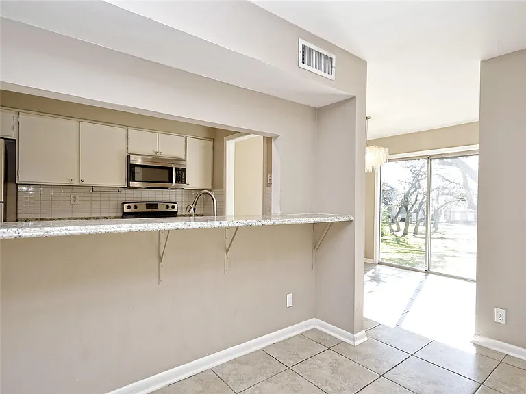 100 Lido Cir #G2 — Photo 8