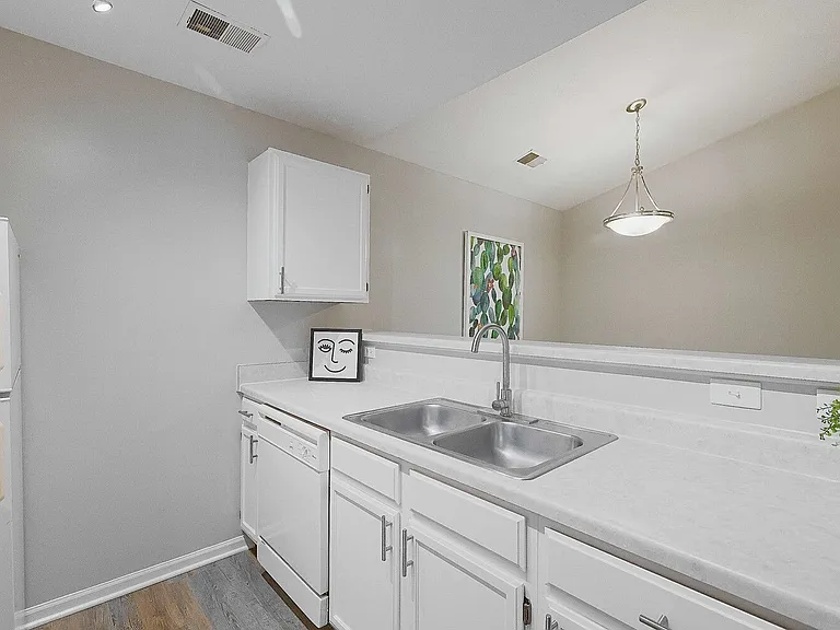 Compass Pointe — Photo 203