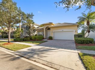 1237 NW 167th Ave, Pembroke Pines, FL 33028