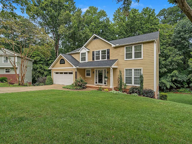 106 Dilworth Ct — Photo 4