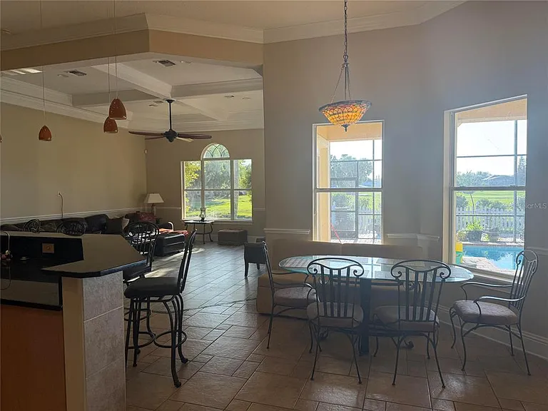 2120 Bunker View Ct — Photo 20