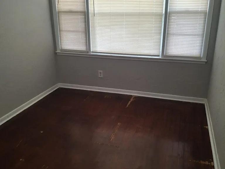 2134 NW Carroll Ave — Photo 8