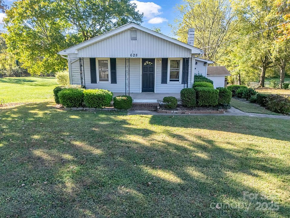 1st image of 628 New Hope Rd