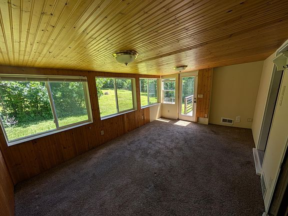 5th image of 3800 Park Ln
