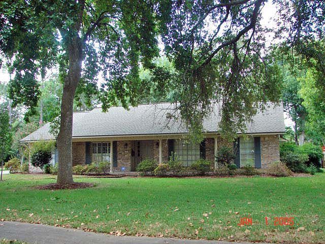 1st image of 114 Lily St