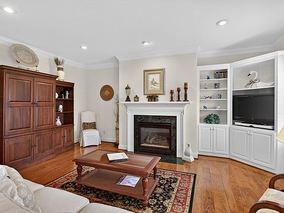 5th image of 3291 Mesinetto Creek Dr