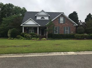 6915 Pitcairn Dr, Fayetteville, NC 28306