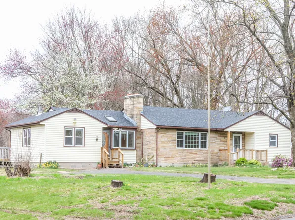 18 Pleasant Road, Enfield, CT 06082
