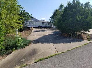 210 Blue Bird Ln, Branson, MO 65616