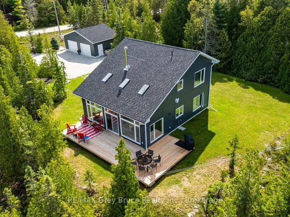 26 Silver Sides Point Rd, Northern Bruce Peninsula, ON N0H 1Z0