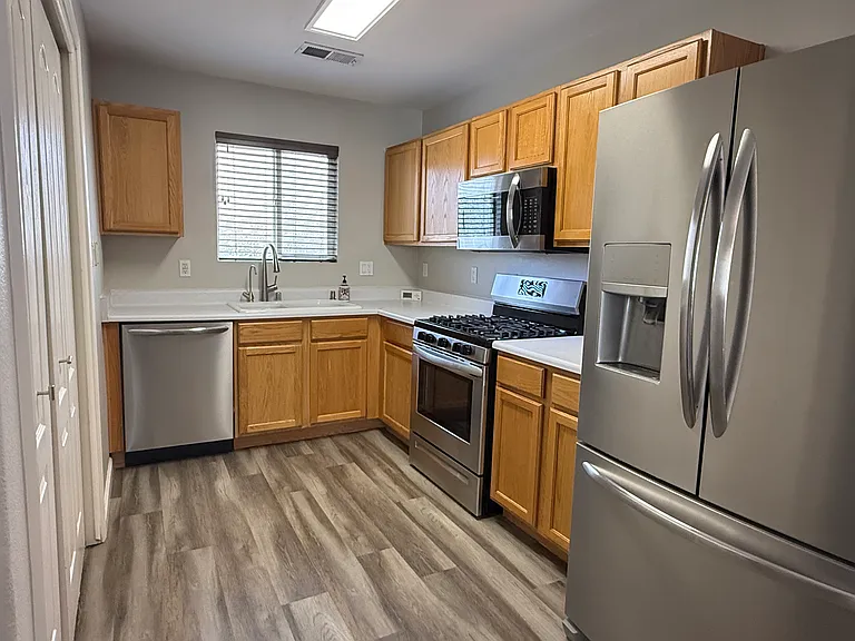6331 Dante Ln NW — Photo 9