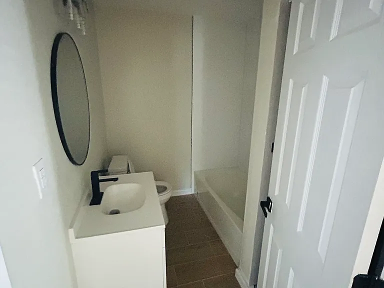 1145 Oakhill St #A — Photo 11