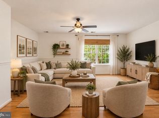 10305 Bridgetown Pl 89, Burke, VA 22015