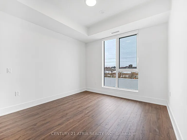 858 Dupont St #311 — Photo 18