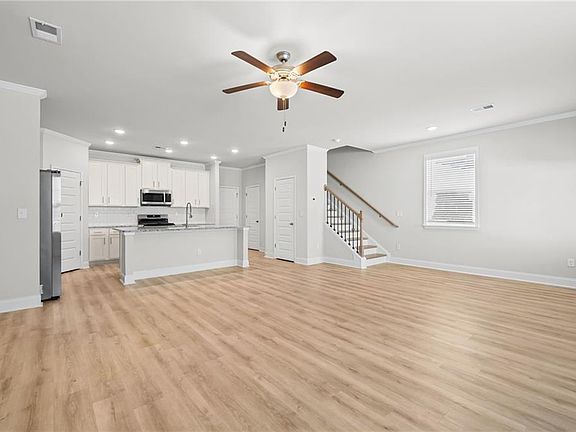 5th image of 3006 Chene Pl