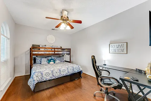 821 Cornell Ln Photo 1
