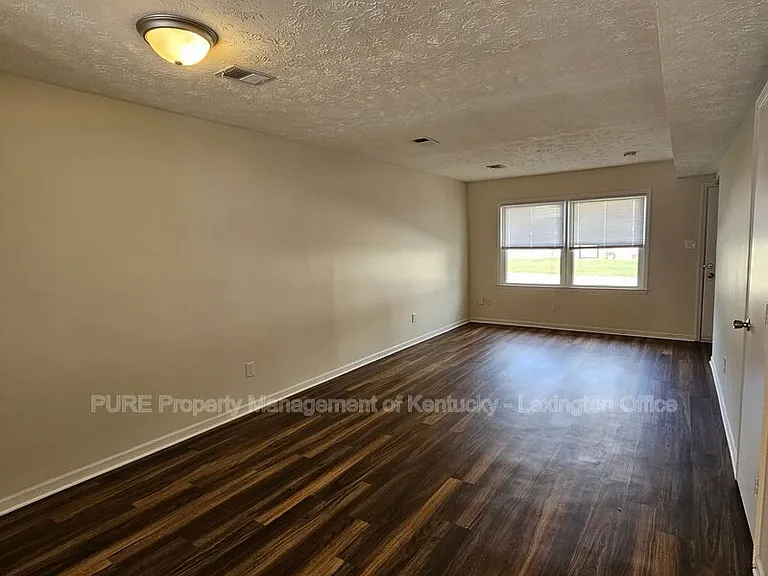 2857 Snow Rd #3 — Photo 8
