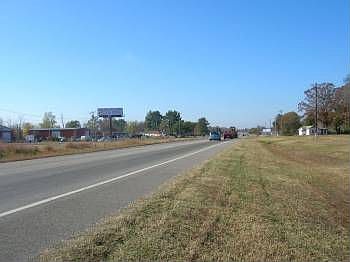 3rd image of 4313 Alma Hwy