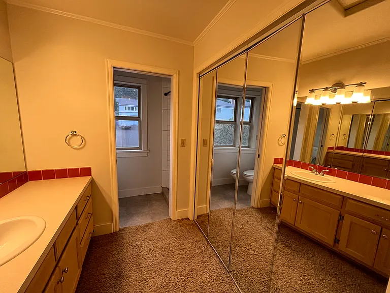 243 S Palatine Hill Rd — Photo 17
