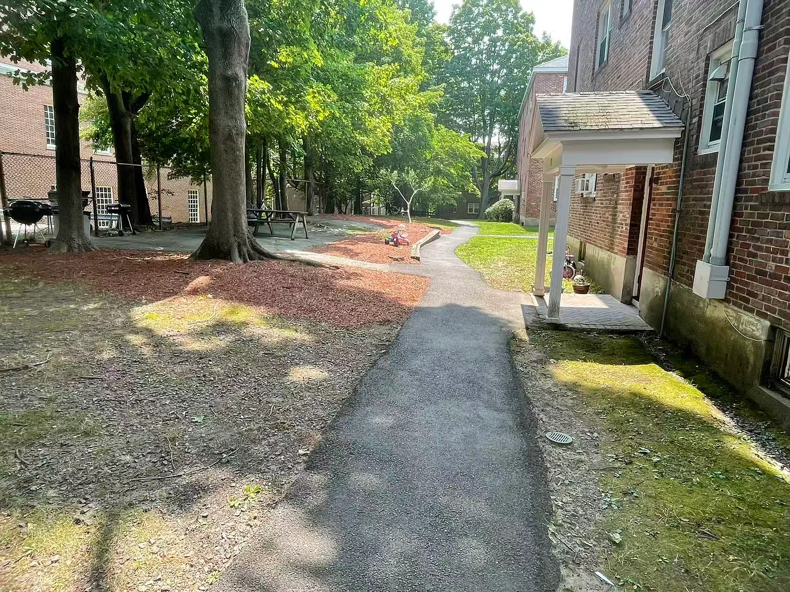 2 bed, 697 sqft, $2,500 — Photo 4