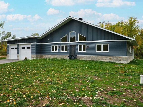 3rd image of 1797 March Rd