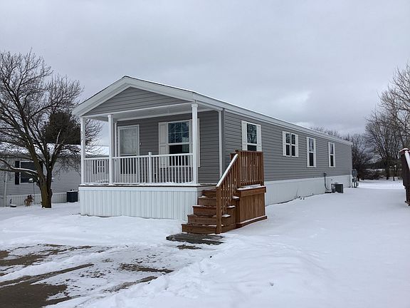 2nd image of 900 W Columbia St #317