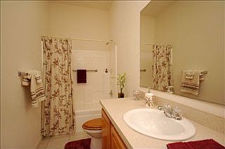 5th image of 20 Rollingwood Dr Space 195