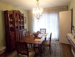4th image of 2056 Stratford Dr