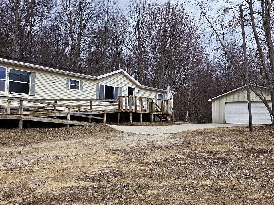 1st image of 7272 Cedar Lake Rd