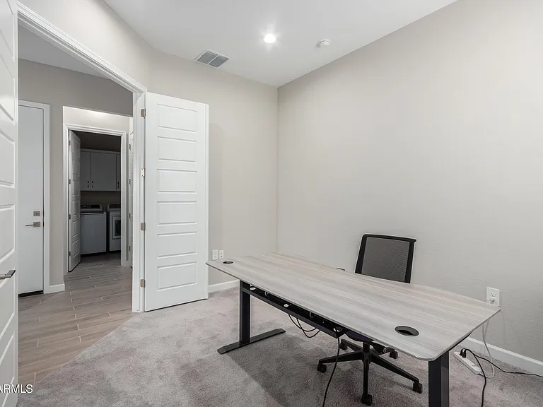 10472 W Adam Ave — Photo 23