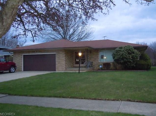 1st image of 5685 Chatham Dr