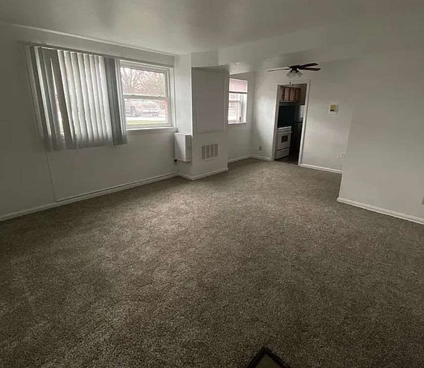1st image of 231 E 244th St #B005