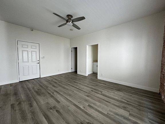 3rd image of 859 Sanborn Ave #308