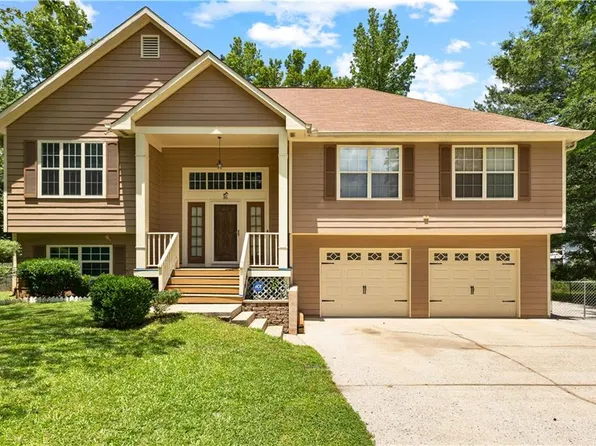 9283 Whaleys Lake Ln, Jonesboro, GA 30238